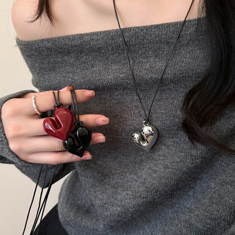 LATS Red Heart Pendant Necklac - Women'S Fashion In The 80S recension och pris